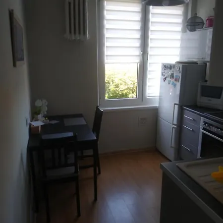 Olivia Centrum Z Zamknietym Parkingiem