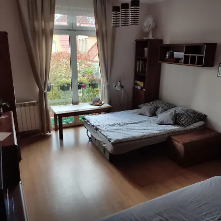 Olivia Centrum Z Zamknietym Parkingiem